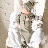 Newborn Organic Knotted Gown + Top Knot Hat - Sage - Doodlebug Kidz